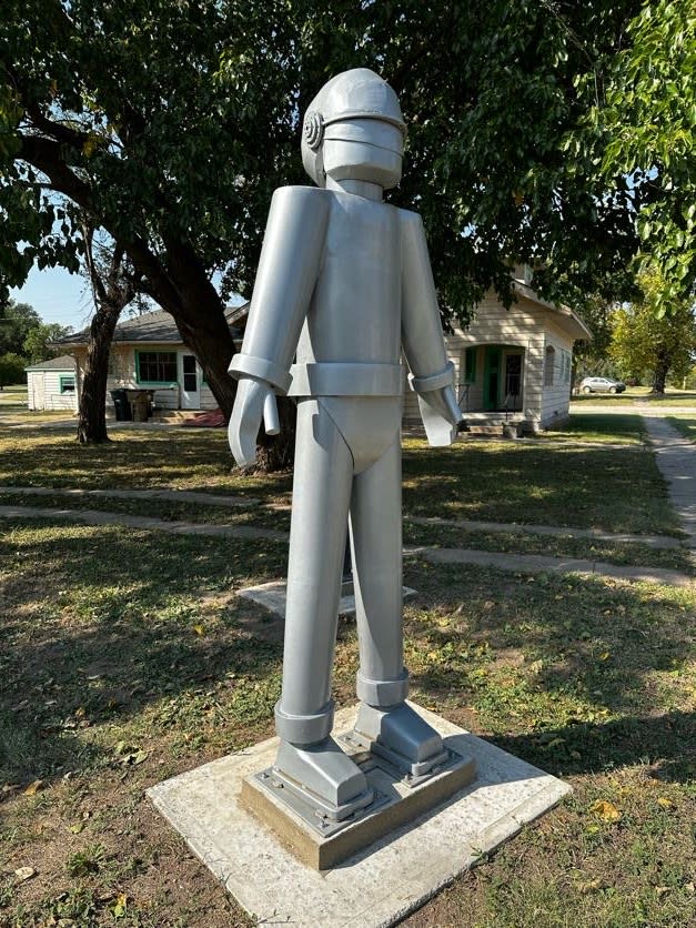 MVC meets Gort in Geneseo