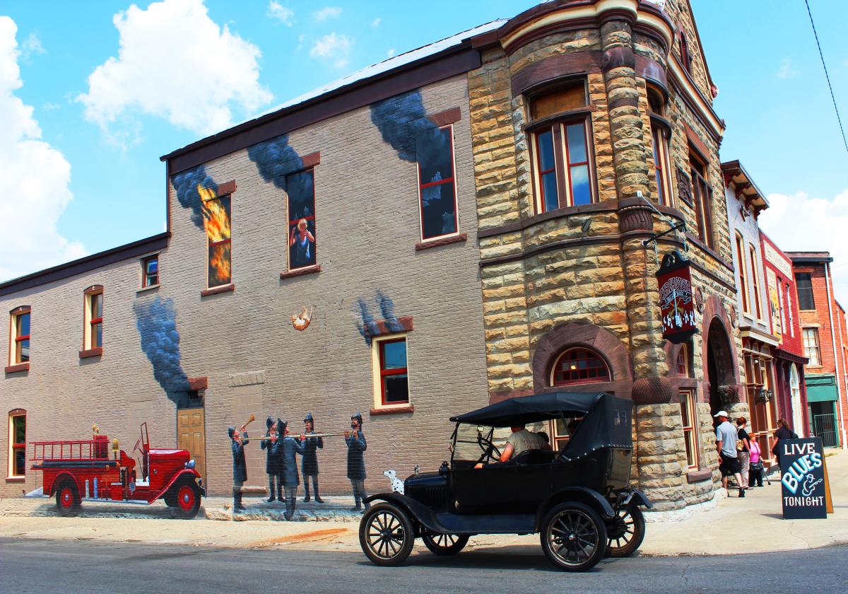Richmond Depot District firehouse mural