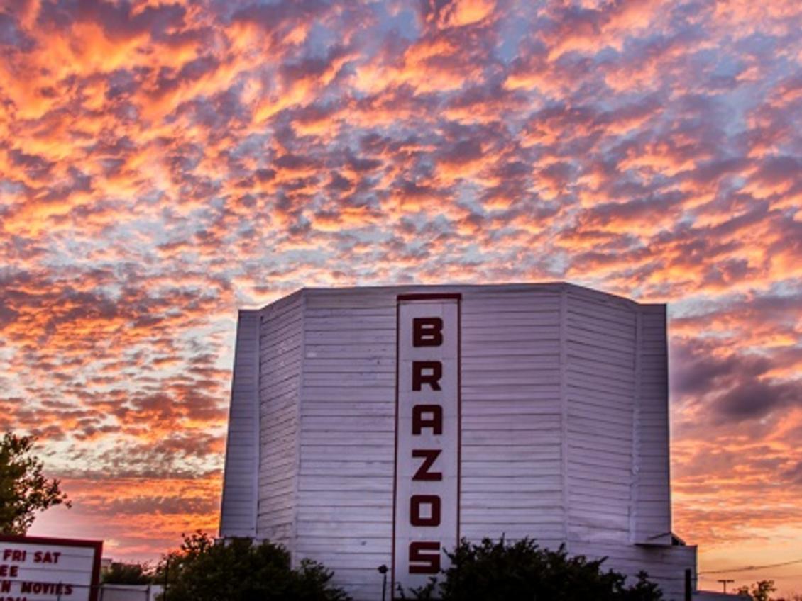 Dive into Granbury’s History: The Brazos Drive-In Theatre
