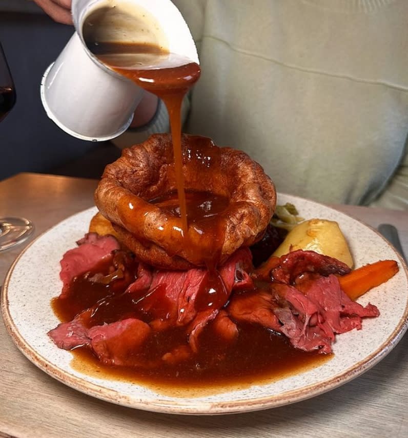 Elnecot Sunday Roast
