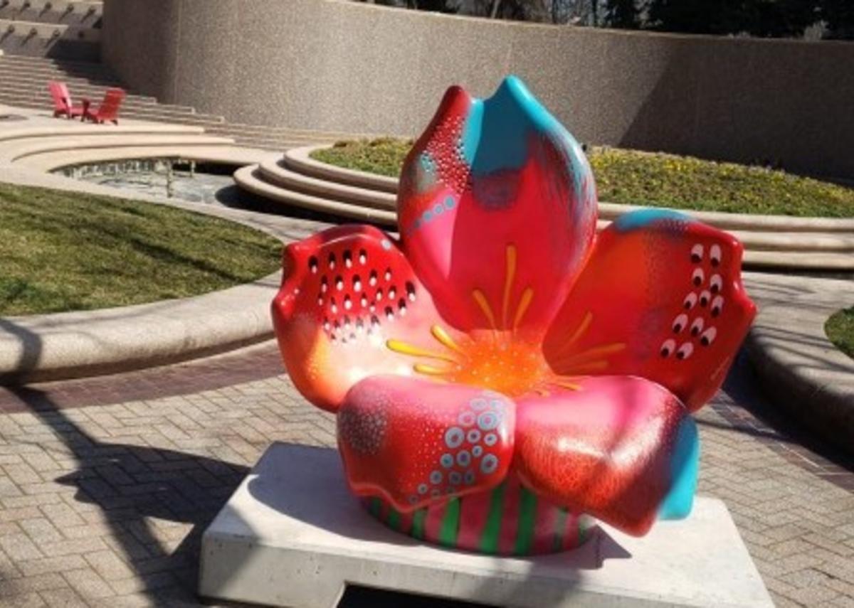 Art in Bloom Sculpture CC Water Park