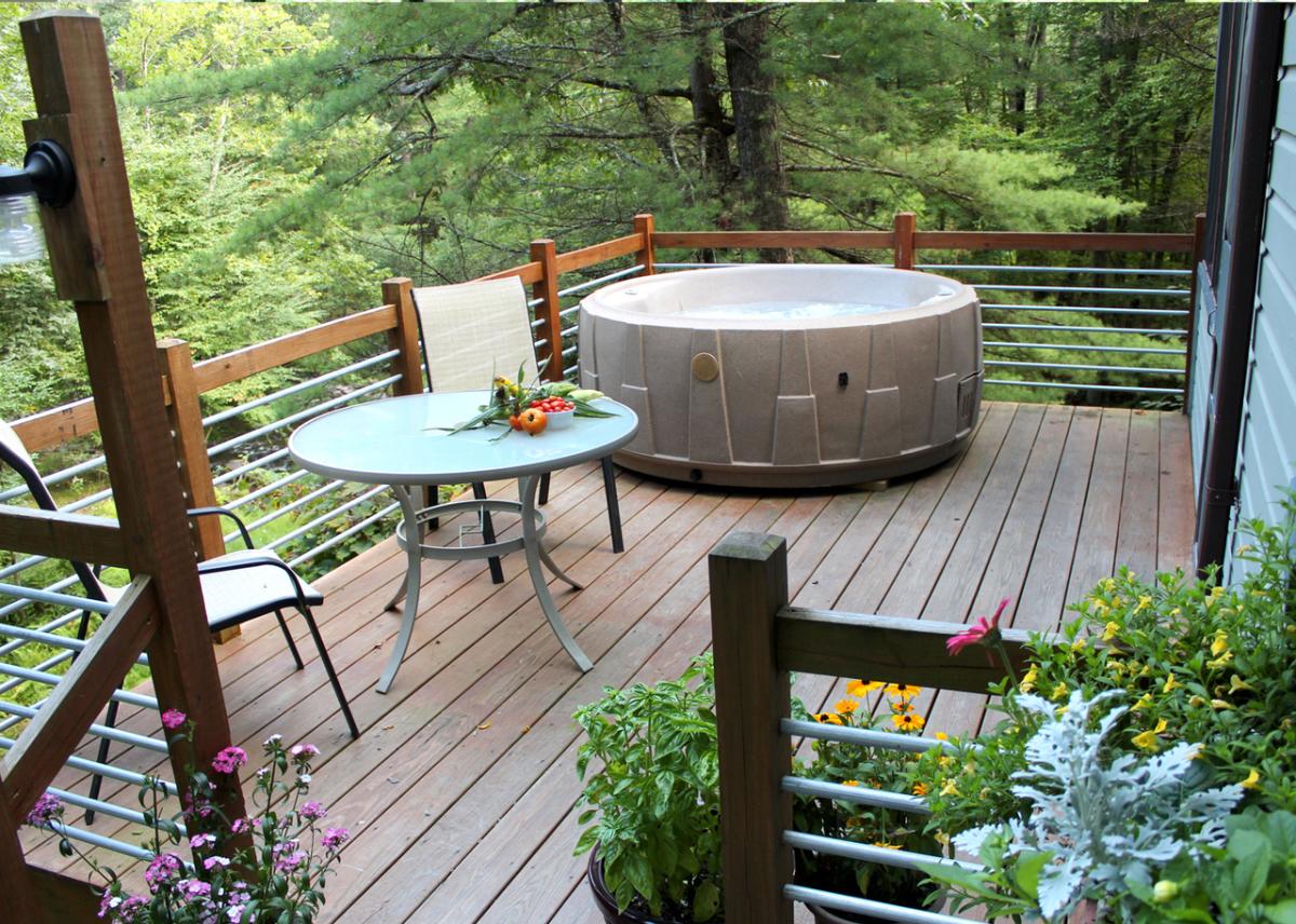 Cabins in the Pocono Mountains