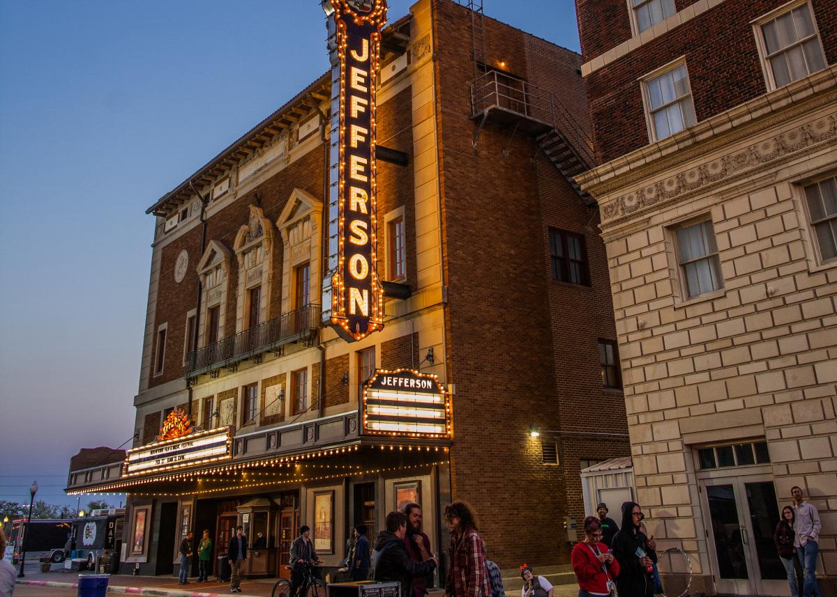 jefferson theatre