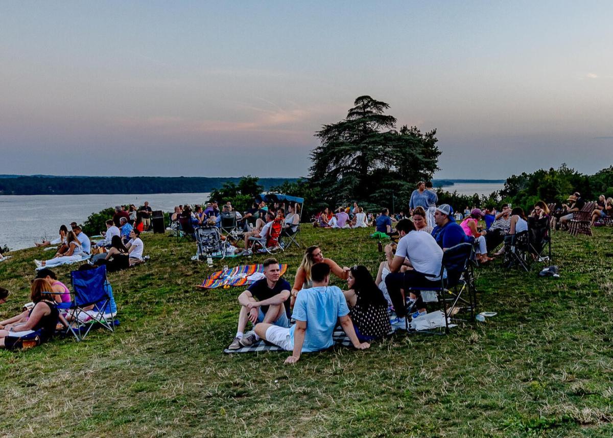 Mount Vernon Spring Wine Festival