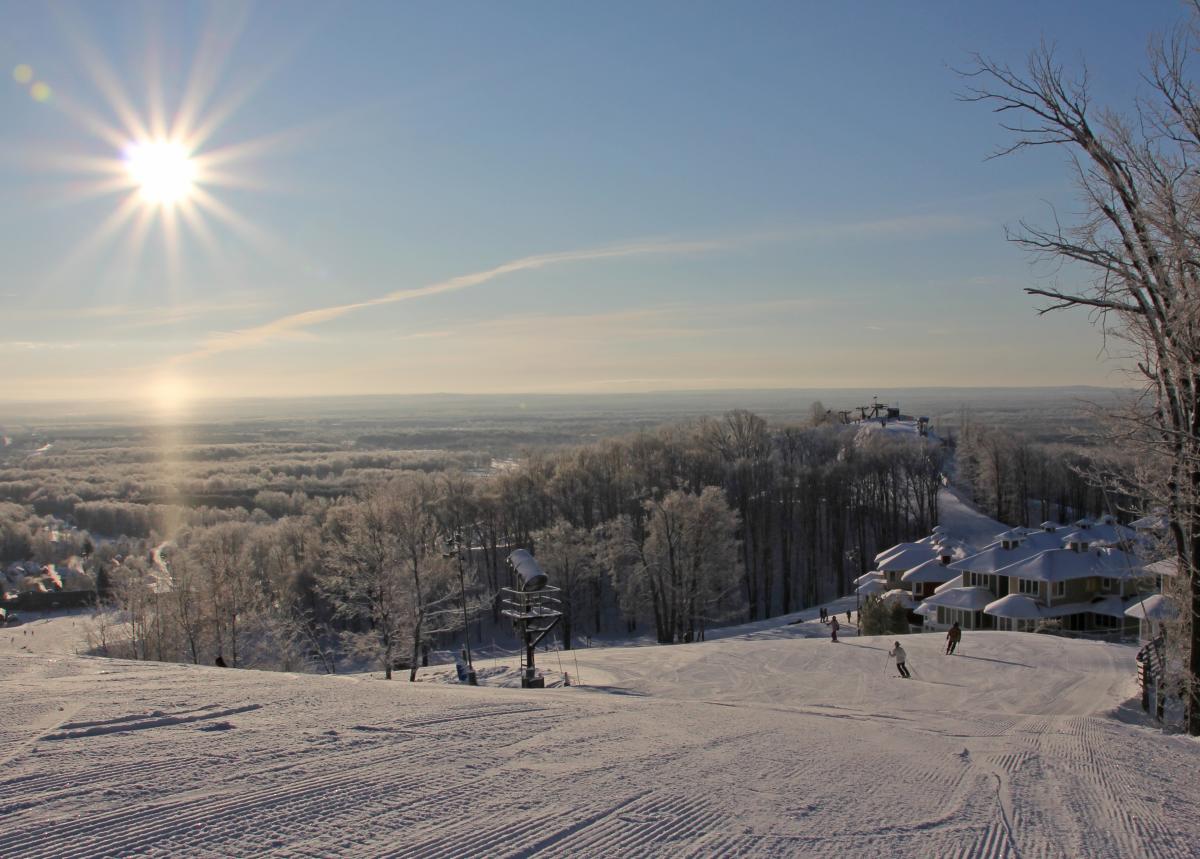 winter downhill skiing at Crystal Mountain Resort