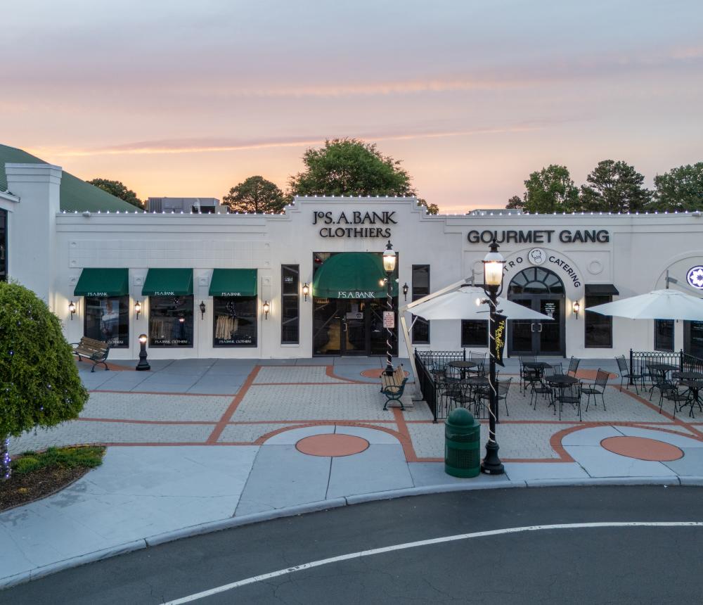 La Promenade Shopping Center