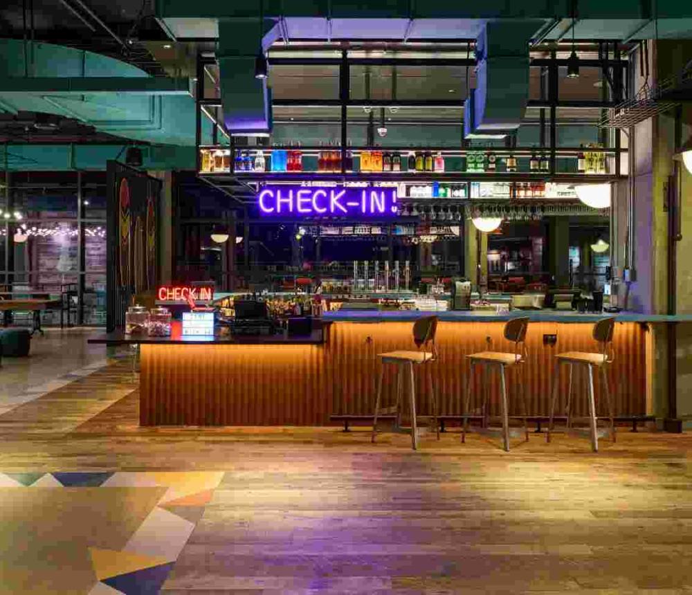 Bar