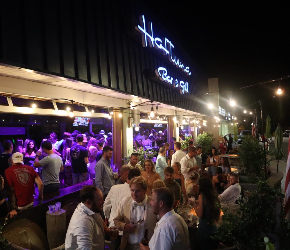Hot Tuna Night Life