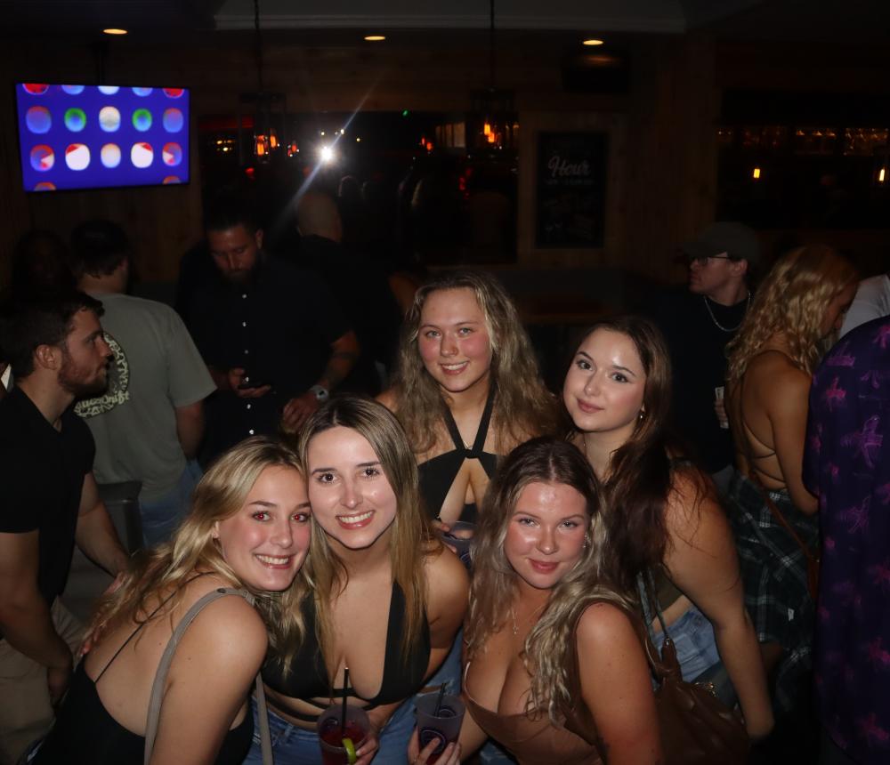 Night life at Hot Tuna