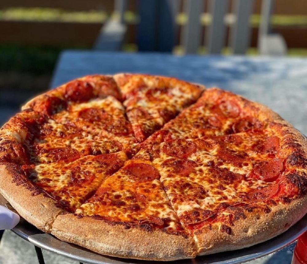$8.99 XL Pizza - Sundays - - Shorebreak Pizza & Taphouse