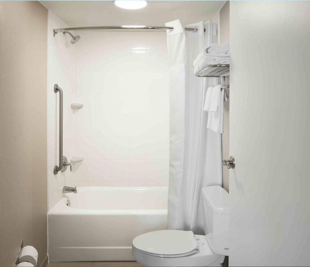 Studio Suite Bathroom