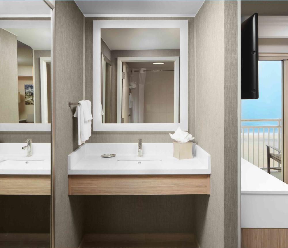 Studio Suite Vanity