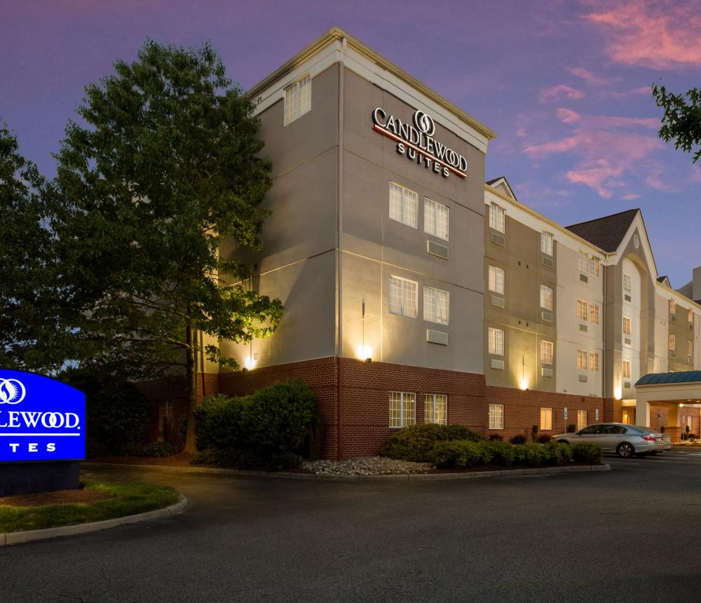 Candlewood Suites Virginia Beach Town Center