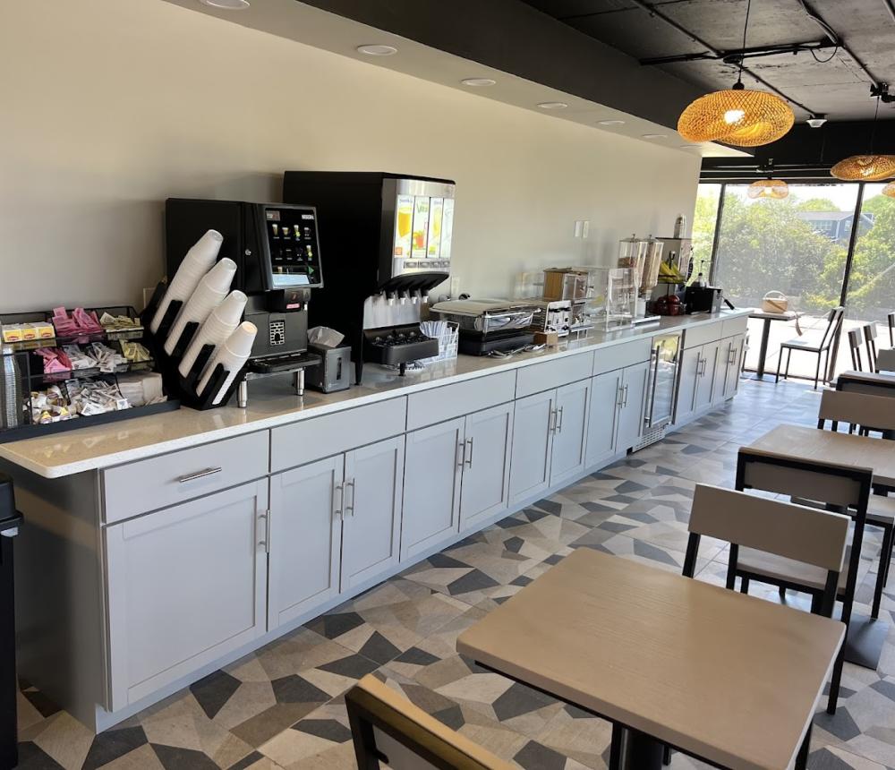 Red Roof Plus & Suites Virginia Beach Seaside complimentary breakfast