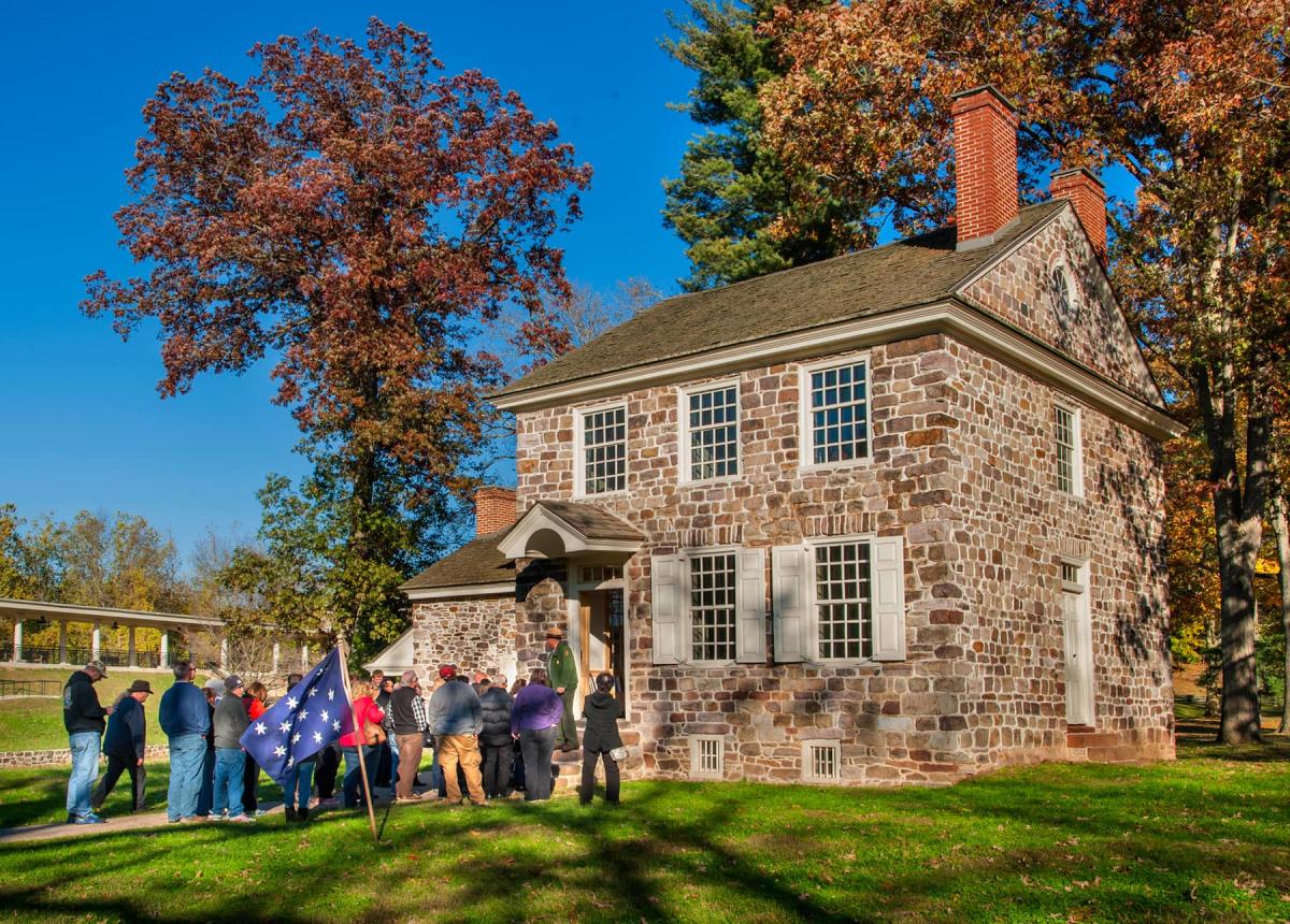 Visitors tour vfnhp