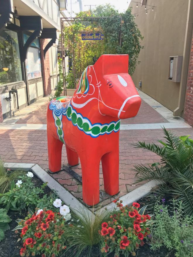 red dala horse statue