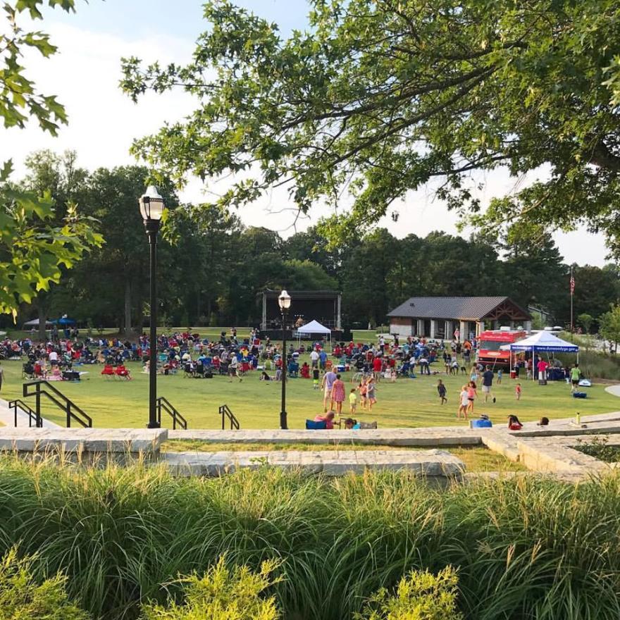 A Crowed At Groovin on the Green In Dunwoody, GA