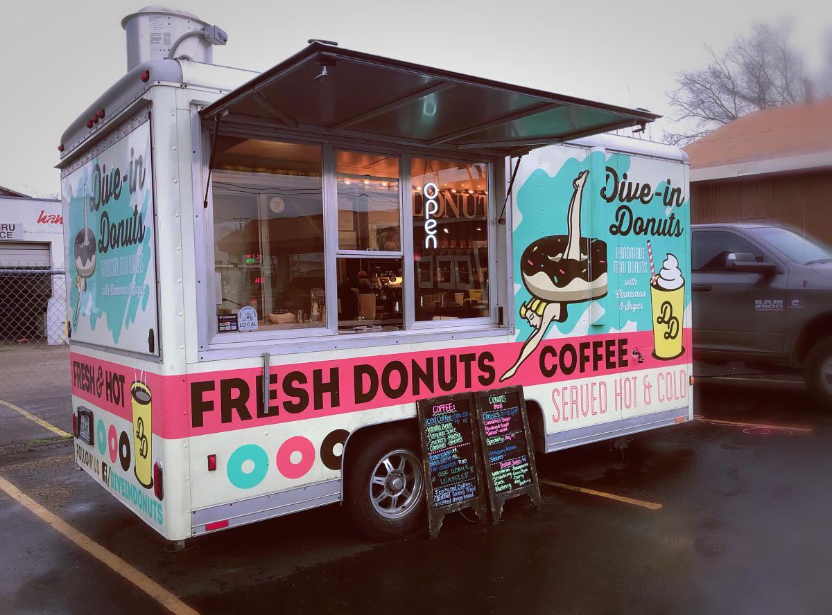 Dive In Donuts Food Truck in New Braunfels, Texas