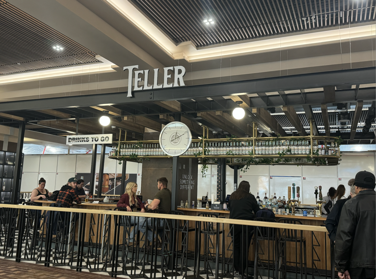 Teller Bar