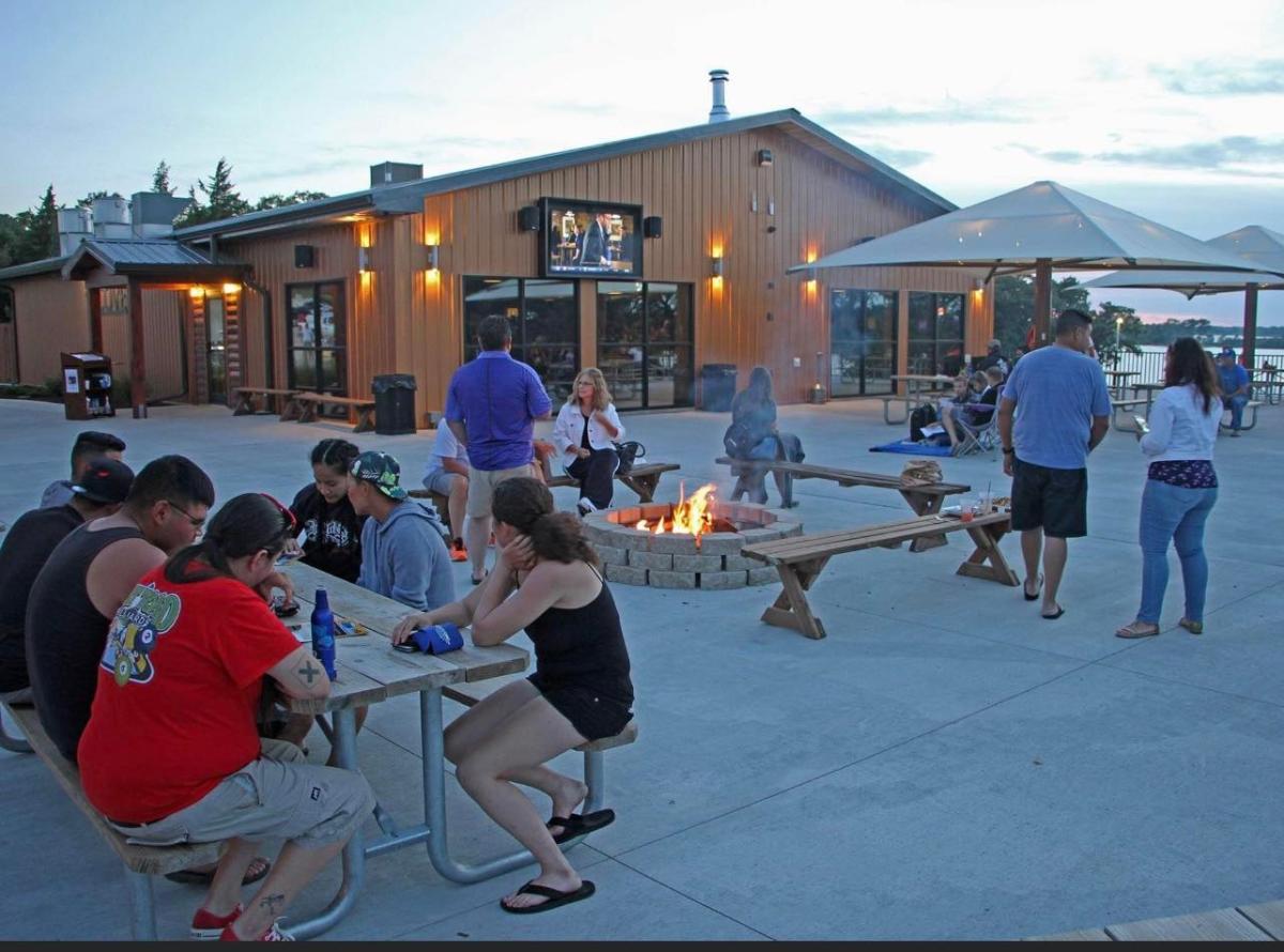 Cove Patio at Acorns Lodge