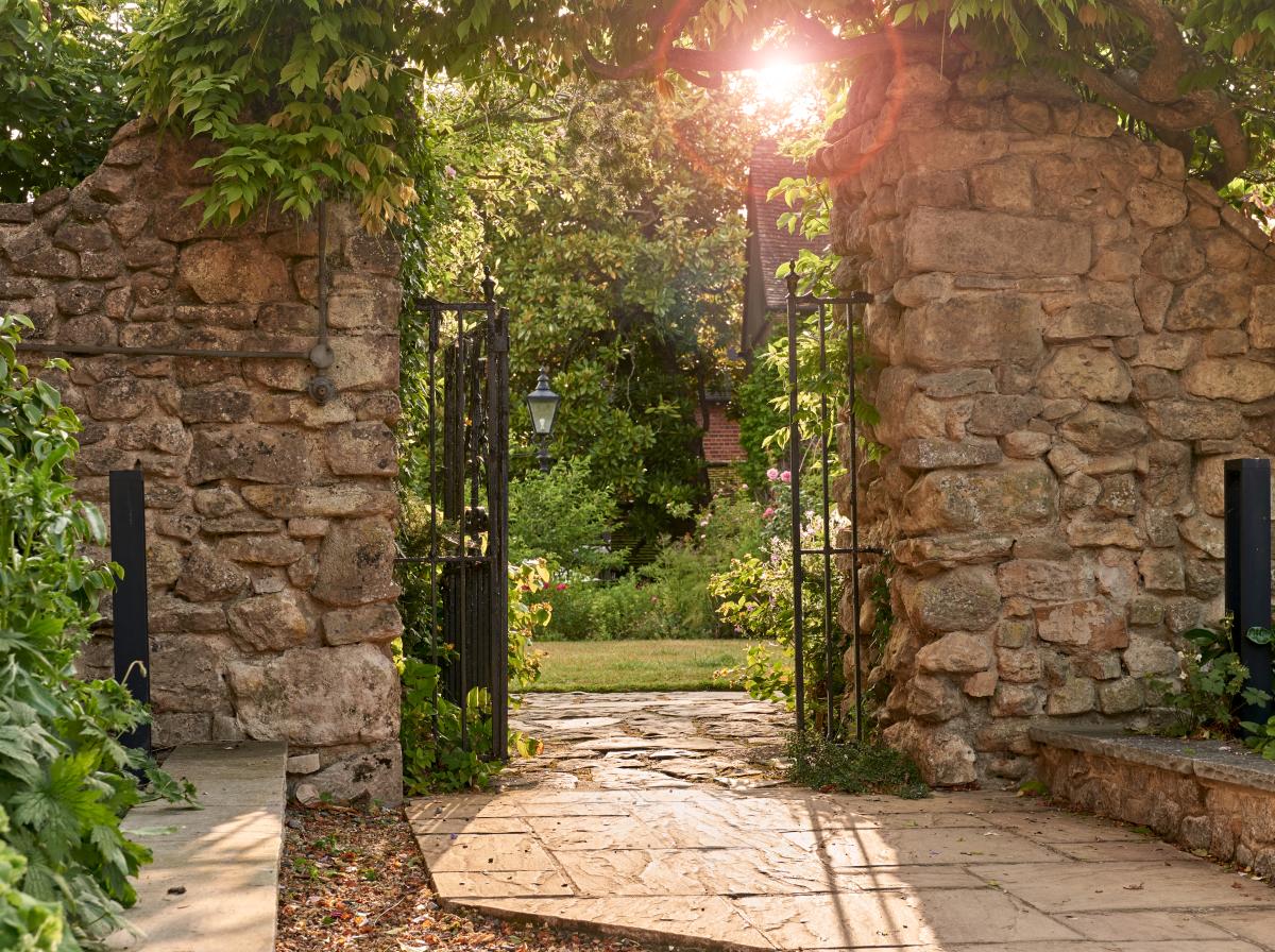 Garden gate open at Montagu Arms Hotel