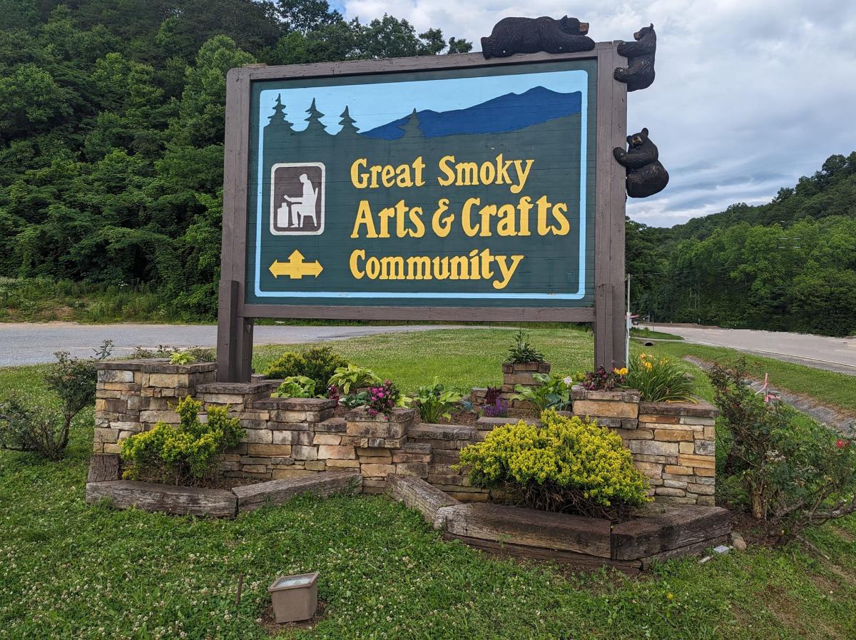 Great Smoky Arts & Crafts Community