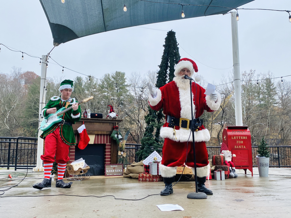 Santa Sing Along