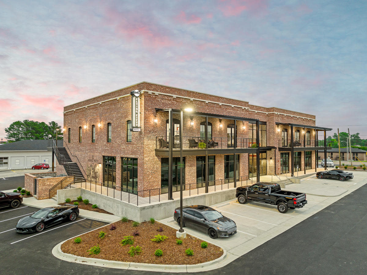 flying fifty boutique hotel