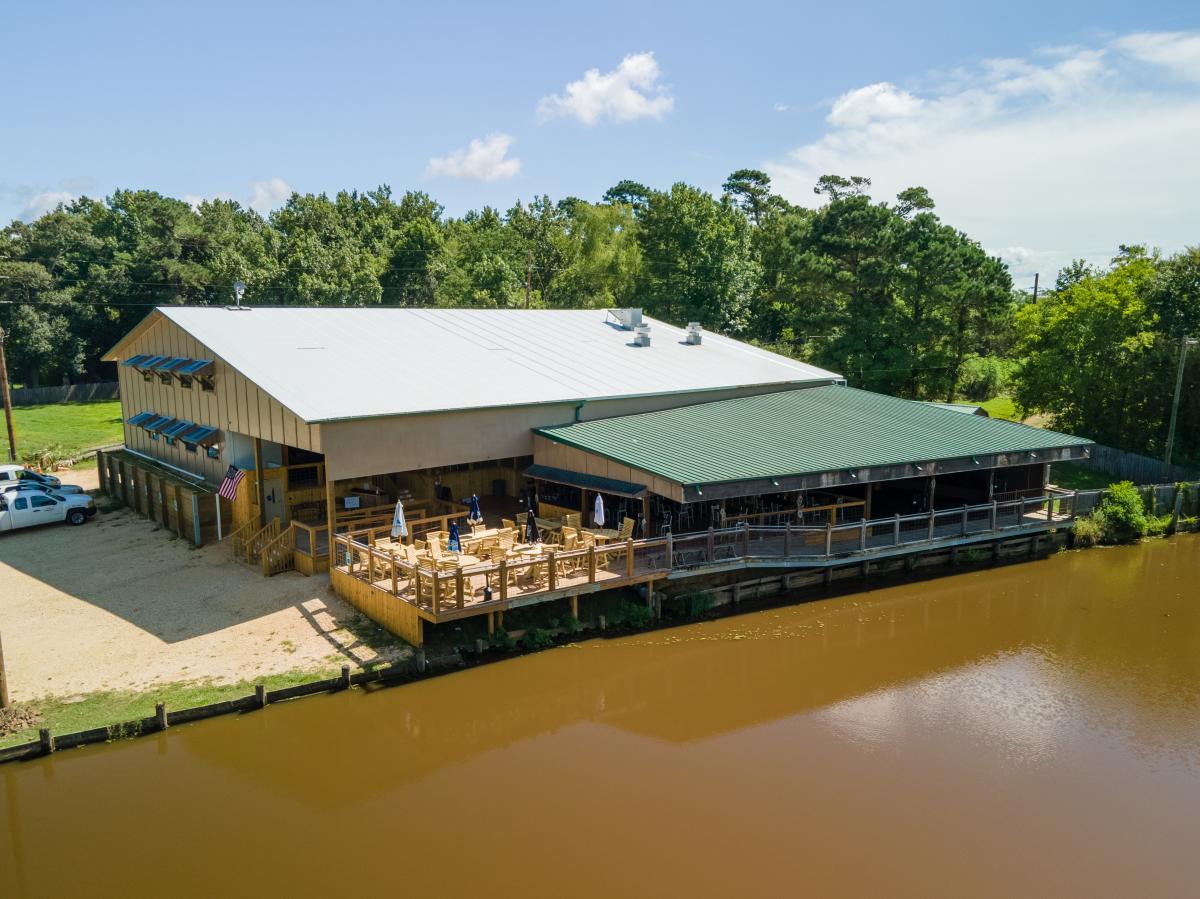 Pine Tree Lodge