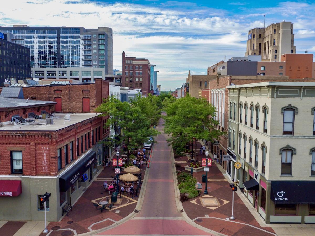 Aerial street photo