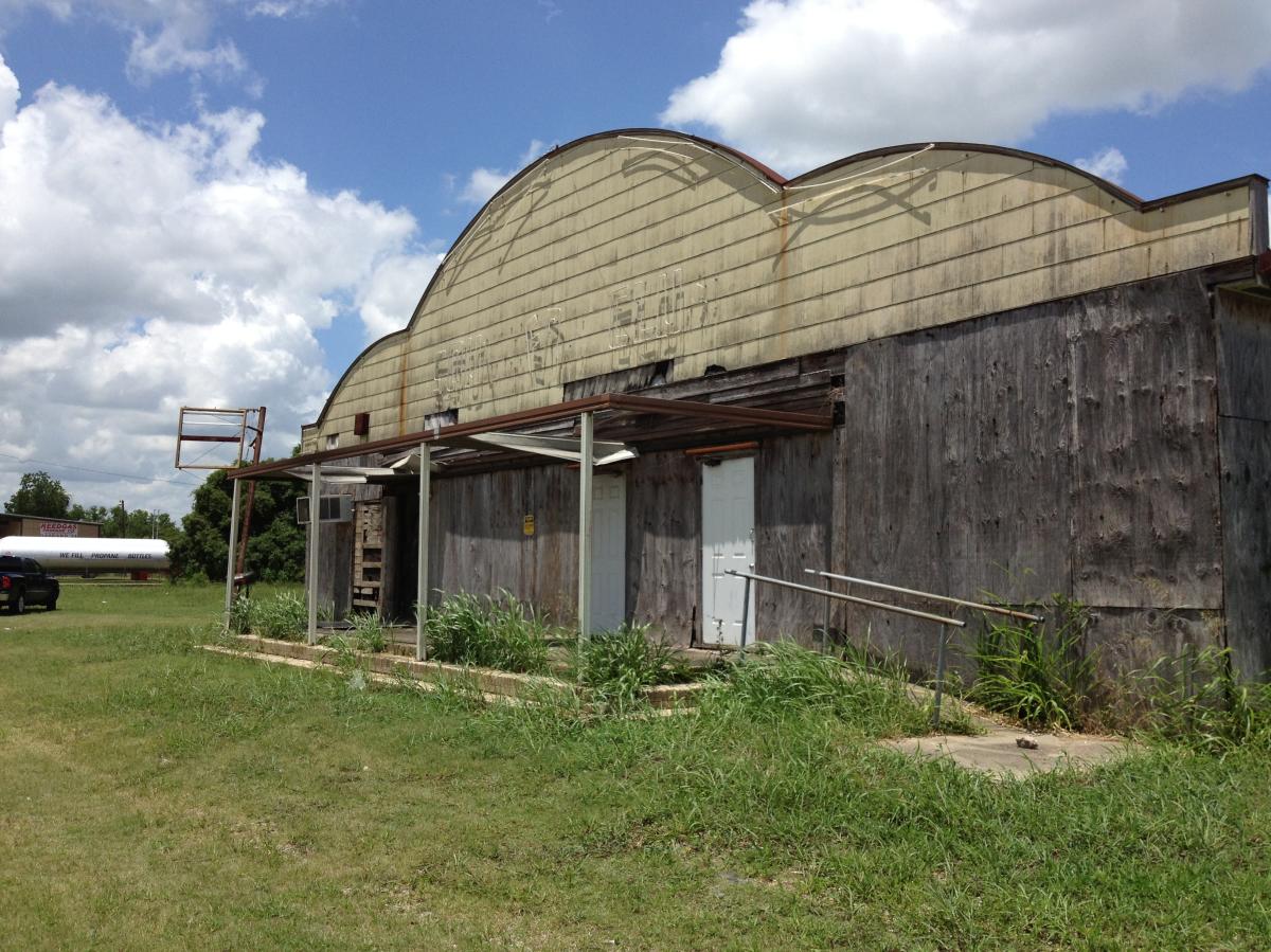 Southern Club Exterior