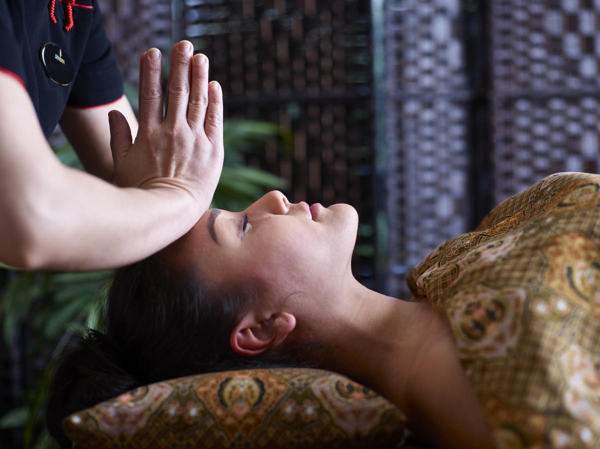 Careys Manor Hotel - Head massage