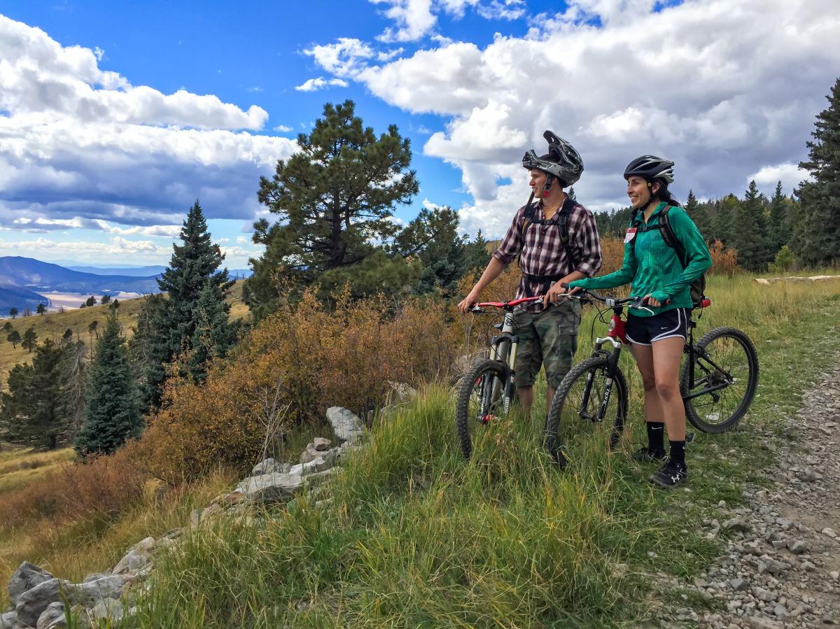 Mountain bikers in Los Alamos