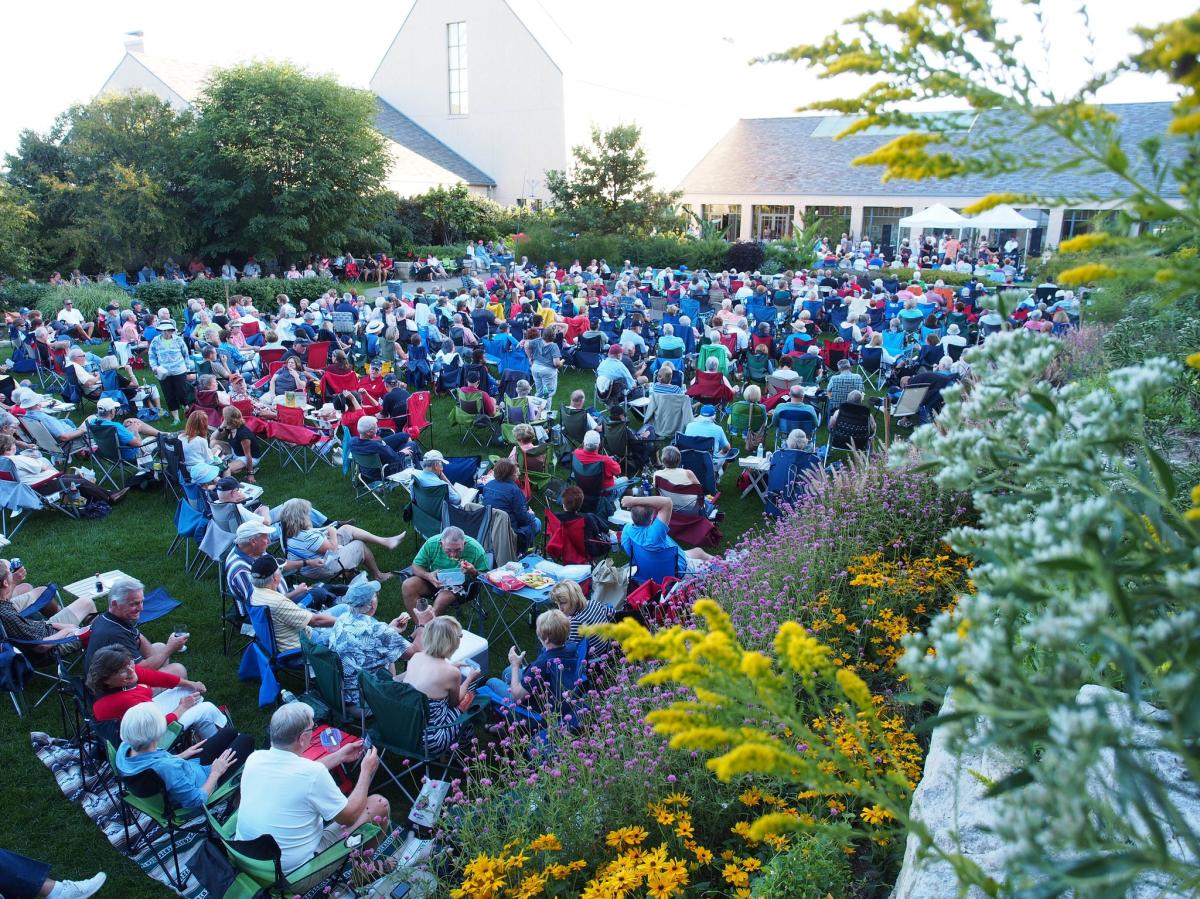 Tempo of Twilight at Lauritzen Gardens