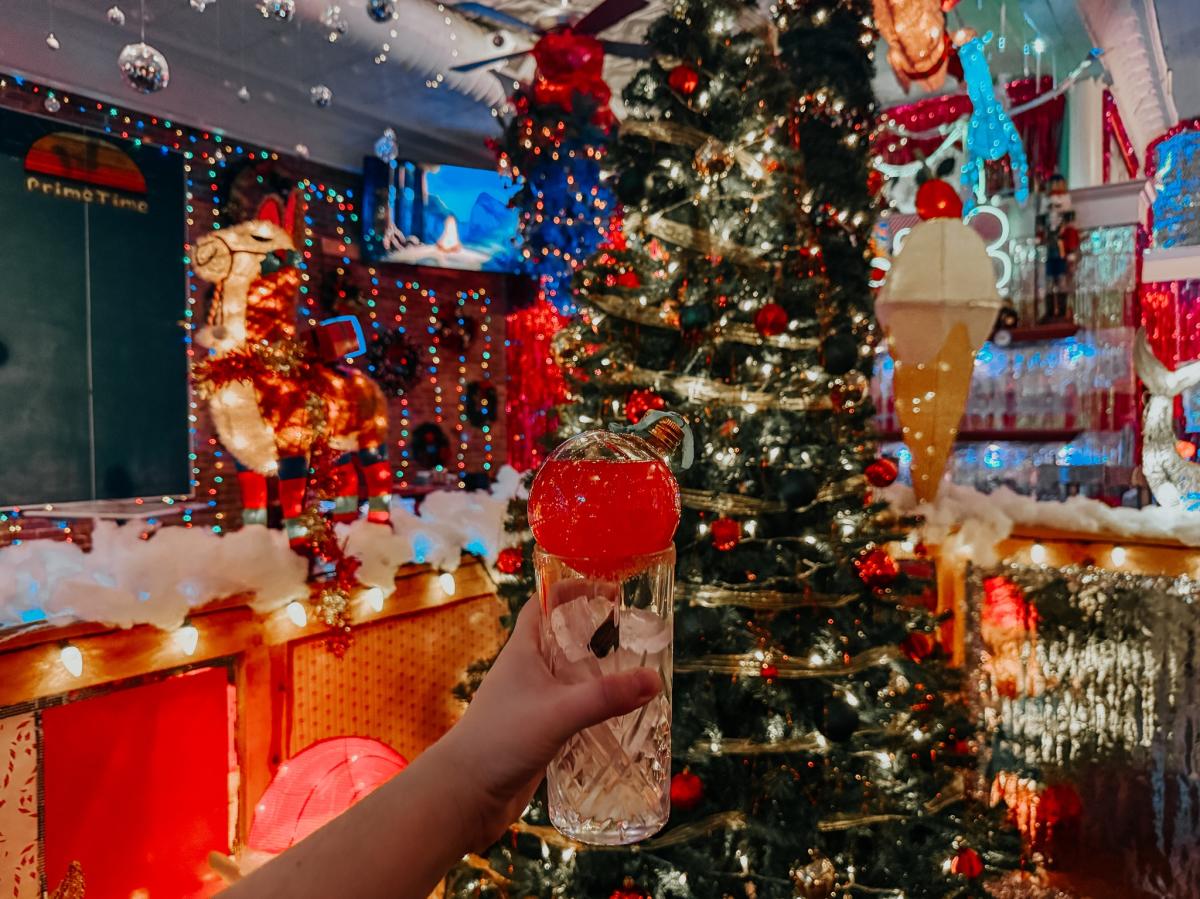 Top Winter Drinks in Springfield: Hot Cocoa, Cider, and Seasonal Cocktails