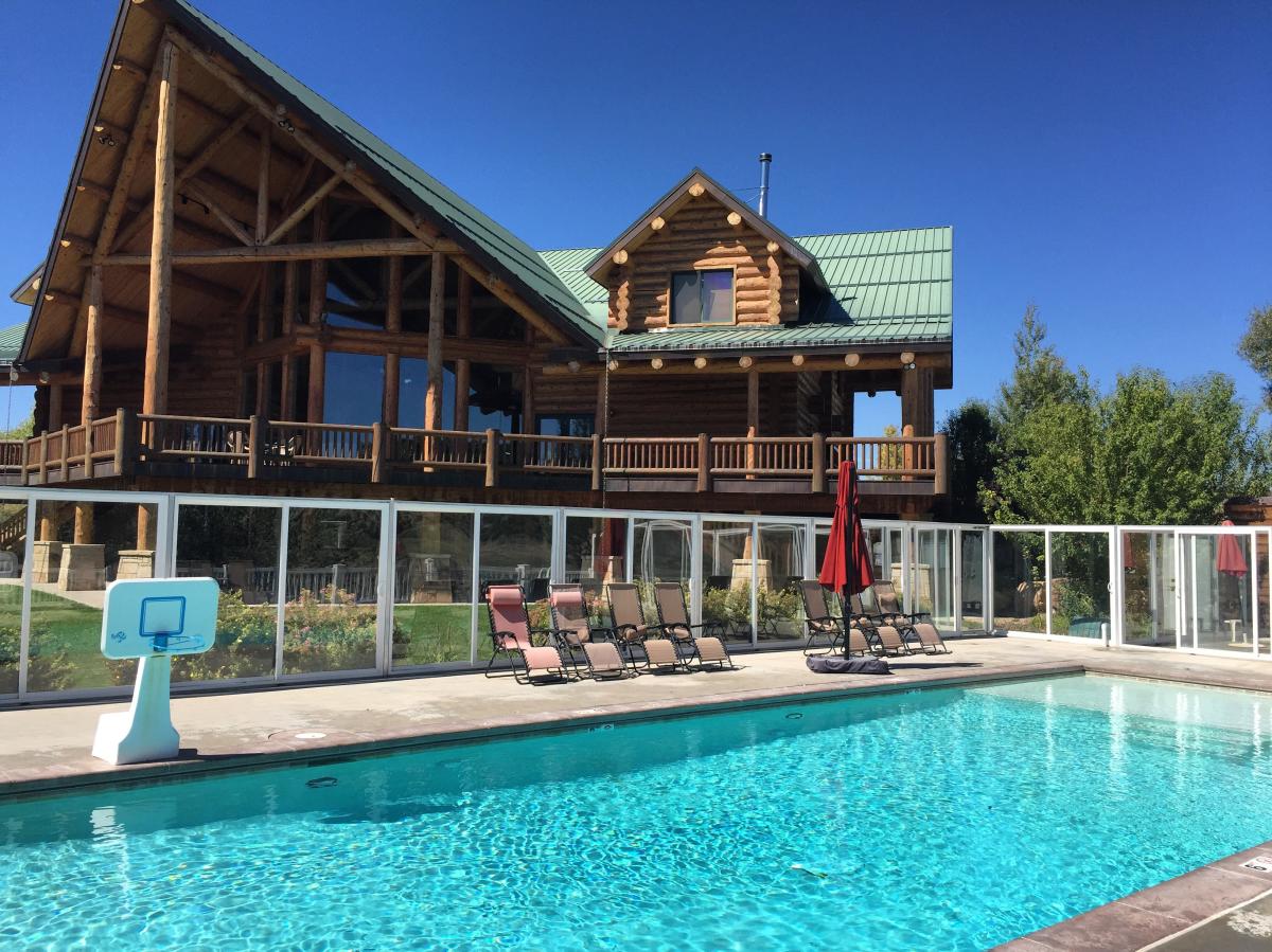 Hidden Springs Lodge Outdoor Pool