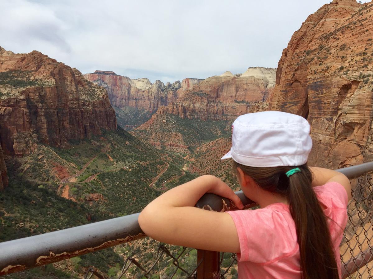 Zion National Park - Girl overlooking Zion Overlook