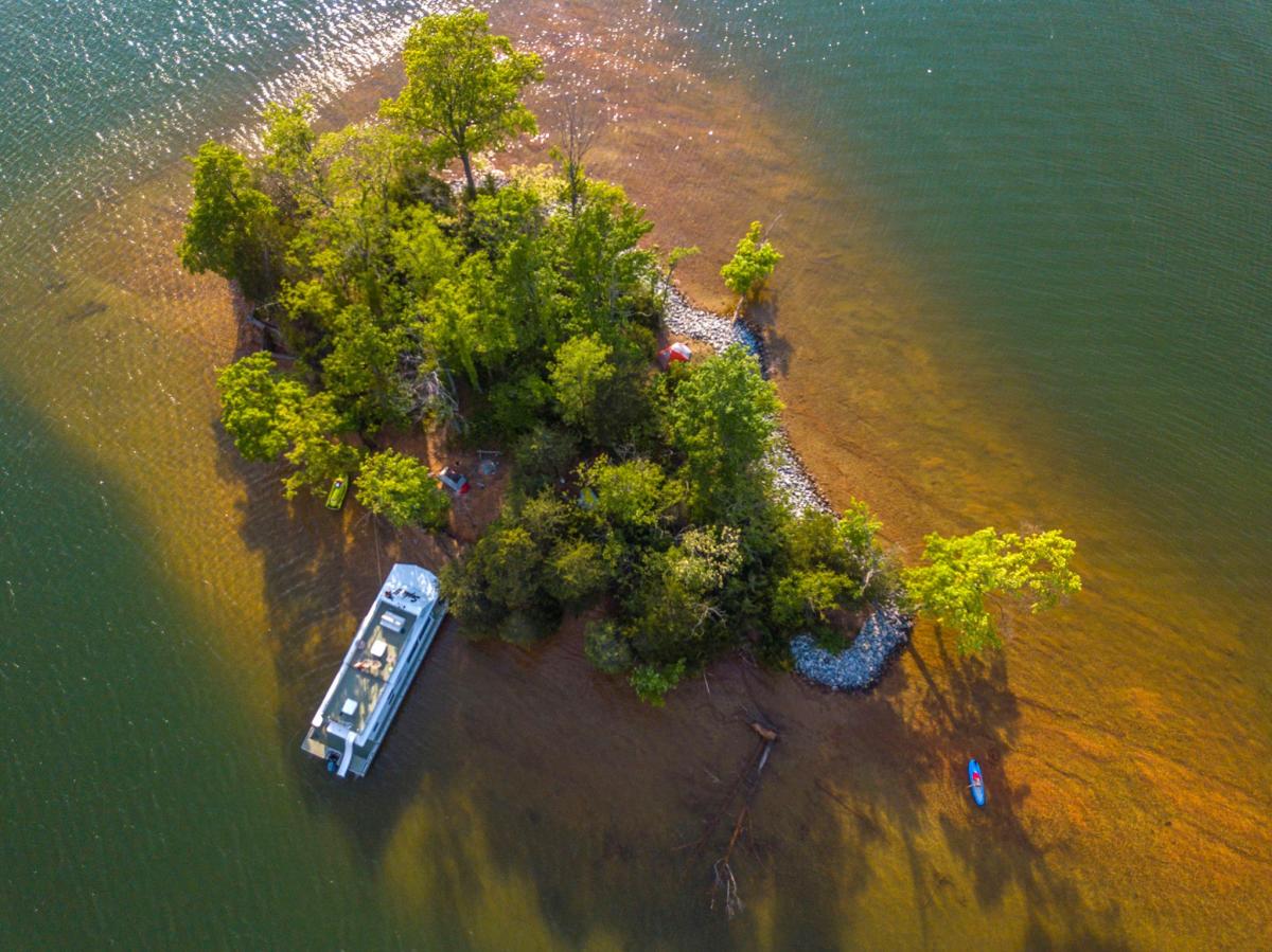 Smith Mountain Lake - Virginia Is For Lovers