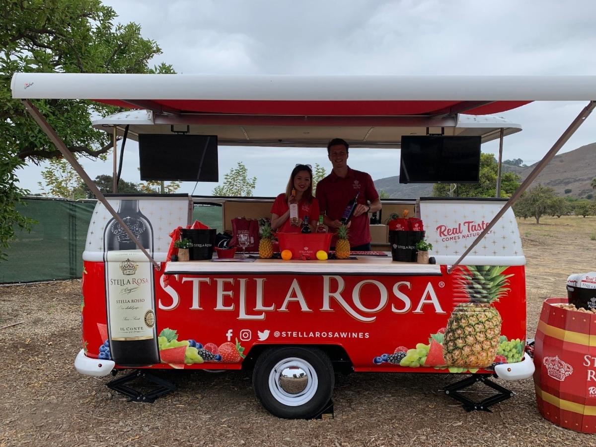 Stella Rosa food truck at The Woodlands Wine and Food Week Wine Walk