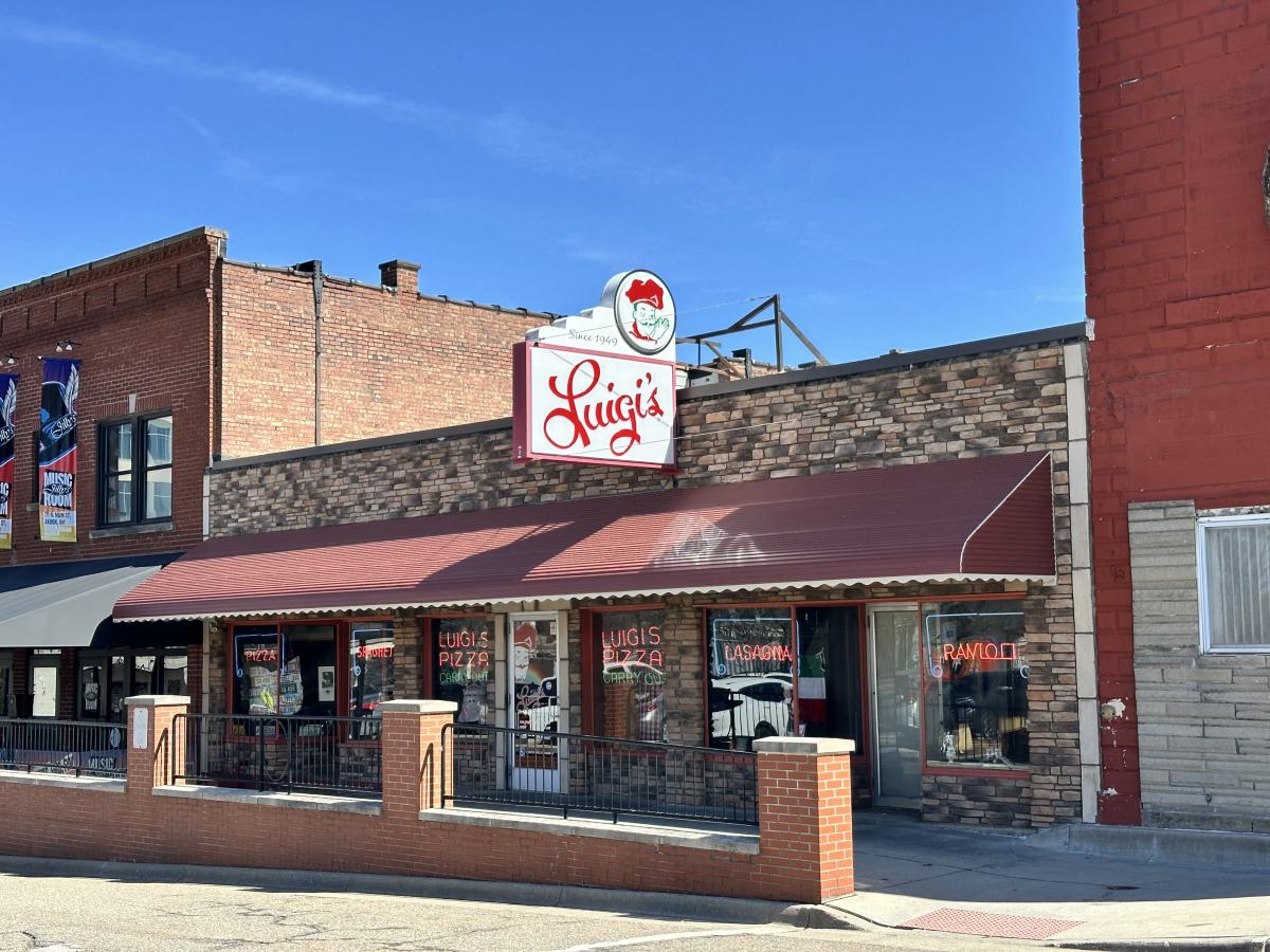 Luigi's