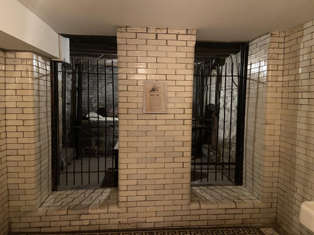Jail Cell - Hotel Gunter - Frostburg MD
