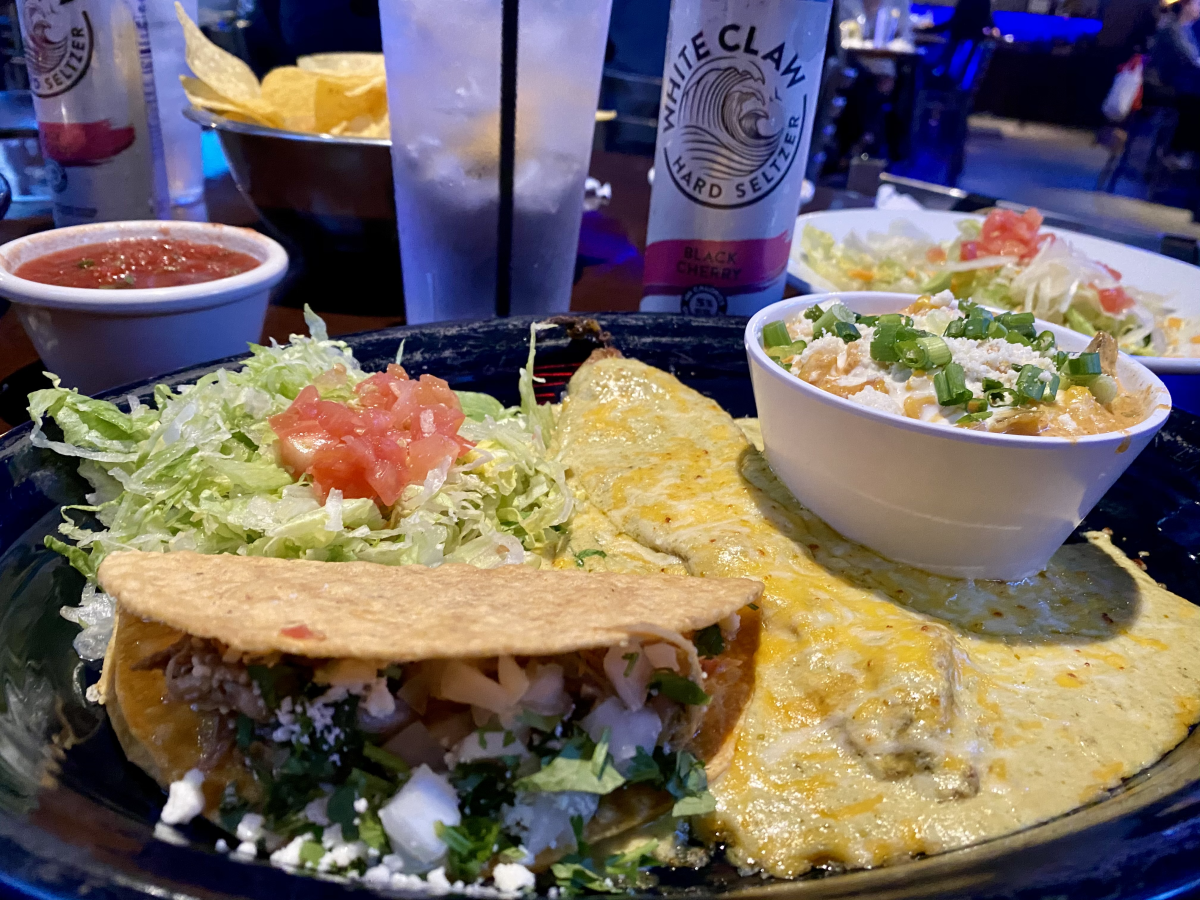 taco plate from Cada Vez Cocina Mexicana