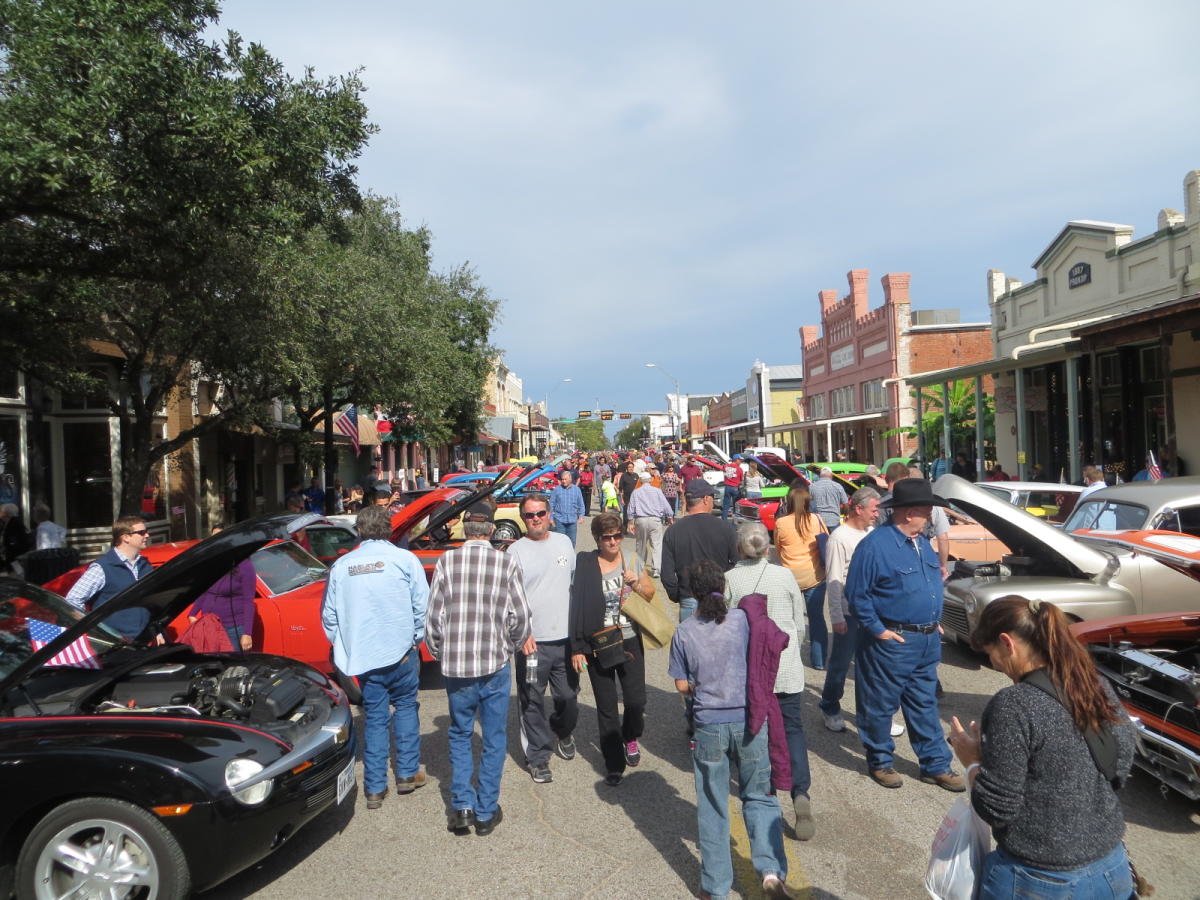 Bastrop Area Cruisers Heroes and Hot Rods Veterans Day Weekend
