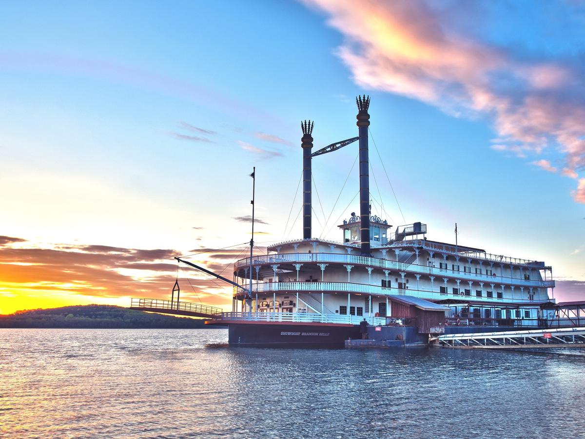 Showboat Branson Belle Silver Dollar City Showboat Lake Scenic