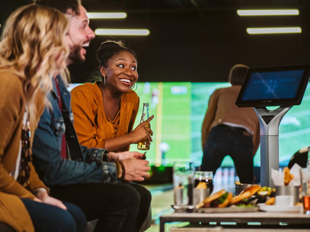 Group Meeting Friends Restaurant