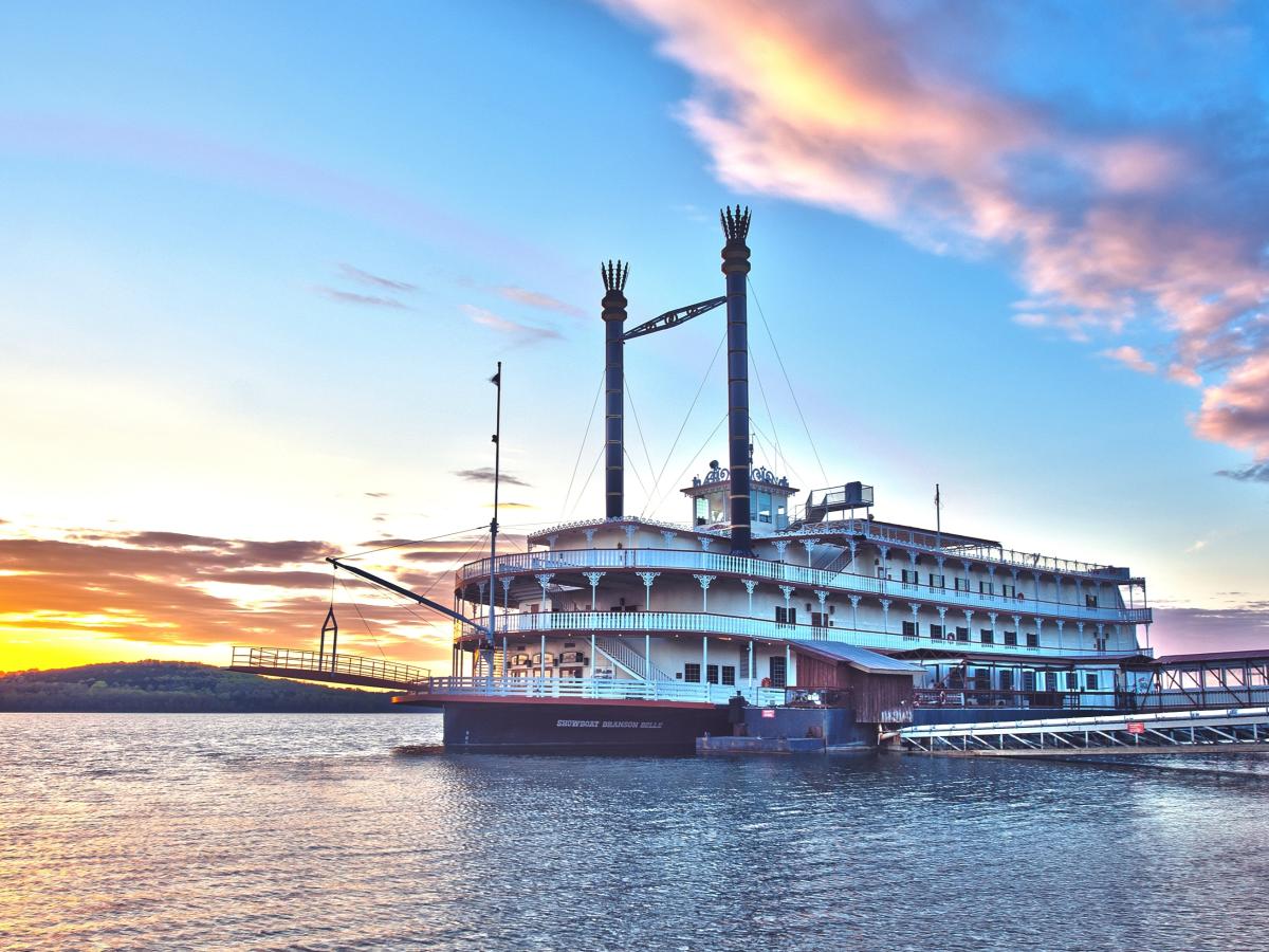 Showboat Branson Belle Silver Dollar City Showboat Lake Scenic