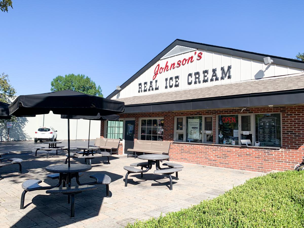 Johnson's Real Ice Cream storefront in Bexley