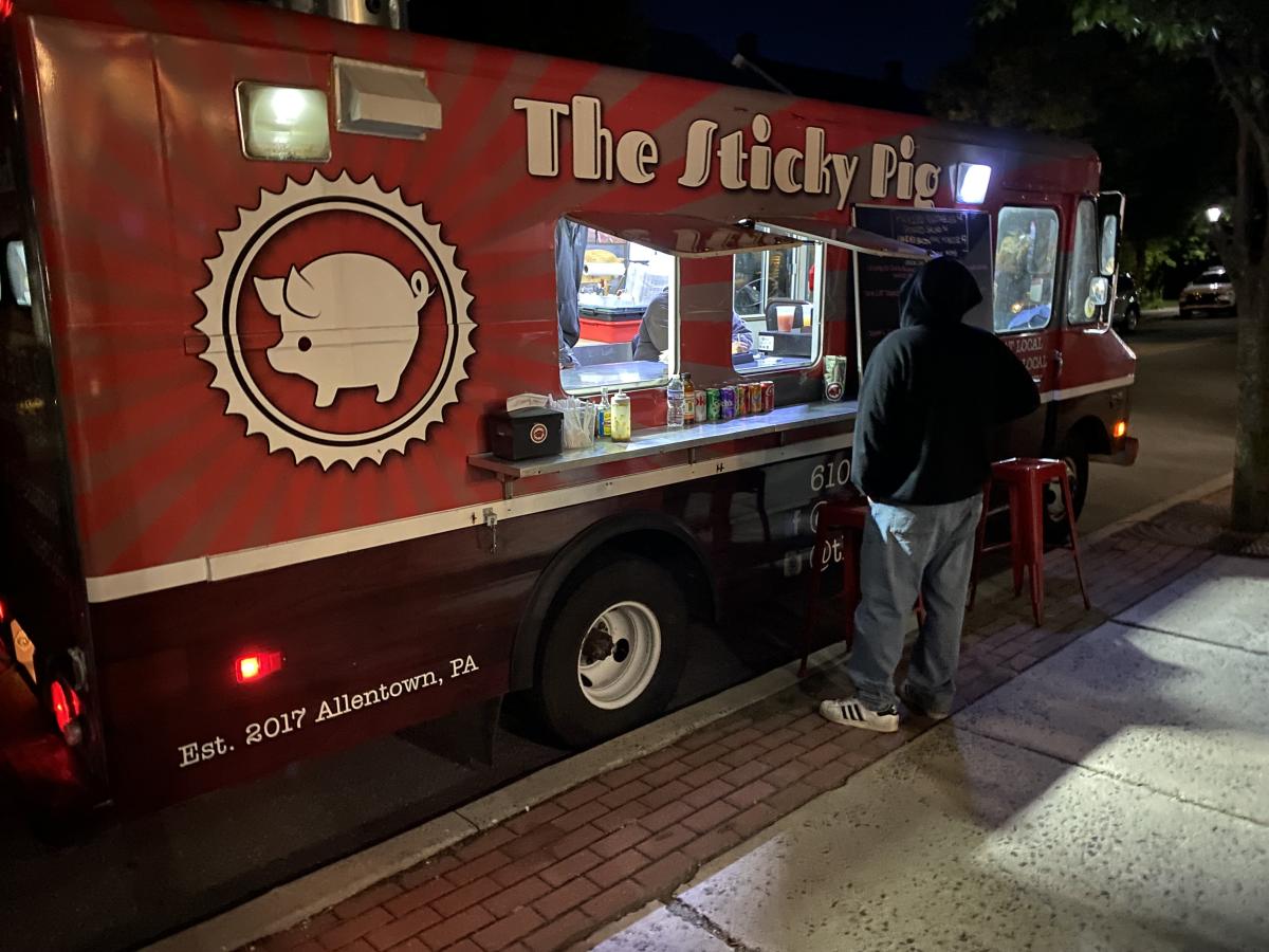 The Sticky Pig Food Truck at nighttime at Valley Preferred Cycling Center in Breinigsville, Pa.