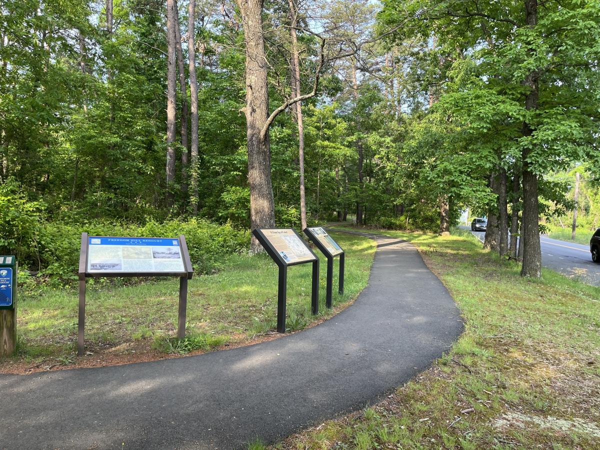Freedom Hill Redoubt - Public Domain