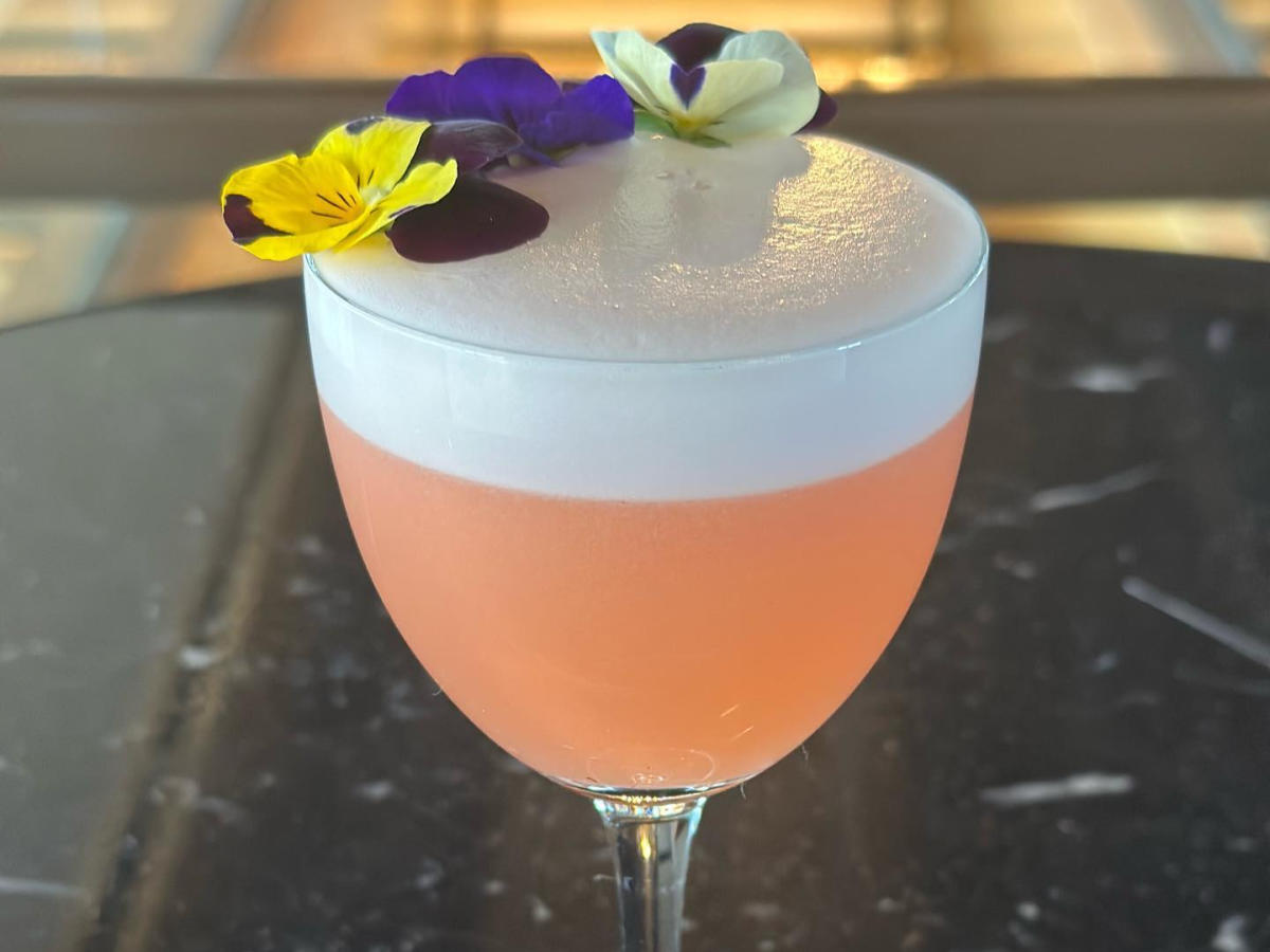 Sip on Delightful Floral Cocktails